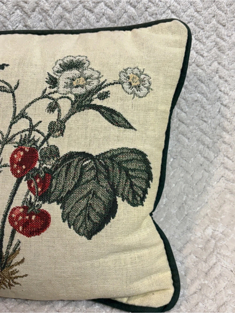 Vtg Newport Woven Tapestry Strawberry Throw Pillow Cottagecore Forest Green